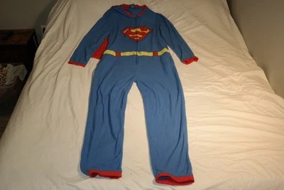 Disfraz de pijama de Superman talla grande unisex DC Comics para hombre Foto 1 de 4