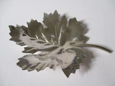 Foglia d'acero in argento massiccio 925 - 16gr. Soprammobile, posacenere... - Immagine 1 di 4