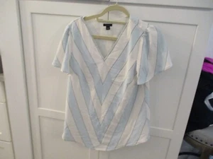 ann taylor medium shirt top blue white chevron - Picture 1 of 4