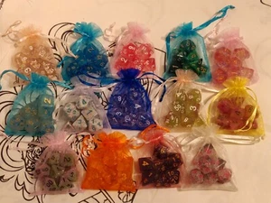 RPG Würfel Set 7-teilig Poly Tabletop Rollenspiel bunt 14 - Versand kostenlos - Bild 1 von 3