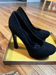 Kelsi Dagger Brooklyn Women's Abrielle Pump Heels NWT Size 8 Black Suede Leather - Picture 1 of 16