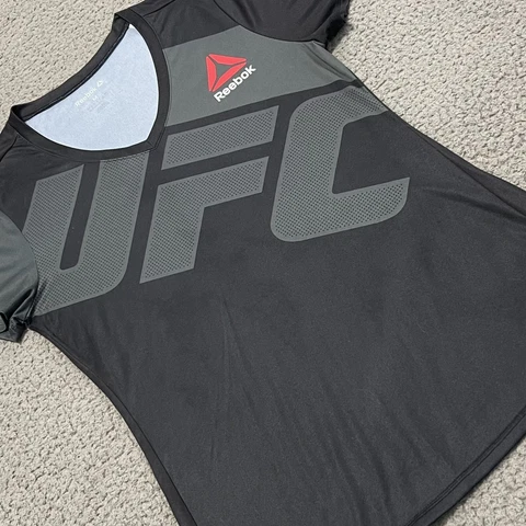 Ronda Rousey Jersey Womens M Black Gold USA UFC Walk Out Shirt Cover