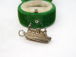 Sterling Silver Opening Ferry Boat Charm Pendant Vintage c1970 - Picture 1 of 3