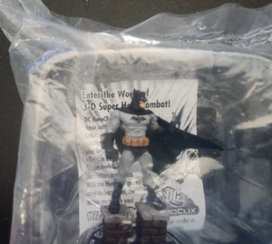 DC HeroClix Dark Knight #223 LE Collateral Damage SEALED - Picture 1 of 5