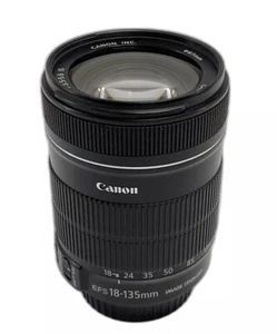 Canon EF-S 18-135mm f/3.5-5.6 IS - Imagen 1 de 3
