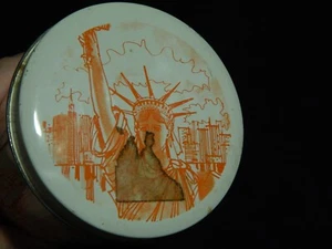 E.G. Whitman (Philadelphia, PA) Peanut Crunch (Round Metal Tin) NYC USA - Picture 1 of 17