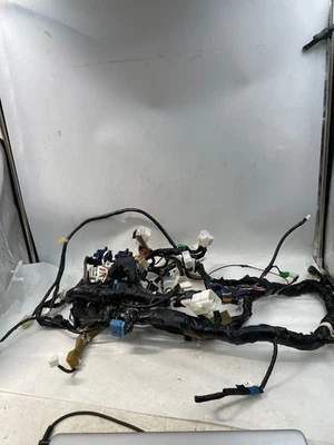 Conjunto de arnés de cableado de tablero Subaru Outback 2010-2014 OEM completo Foto 1 de 4