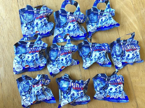 2002 Seattle Mariners Japan Pepsi Ichiro 10 Bottle Cap MLB Action Figure Lot Cover