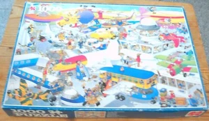 Jumbo Jan Van Haasteren Busy Airport 1000 Piece Jigsaw Puzzle - Complete - Picture 1 of 2