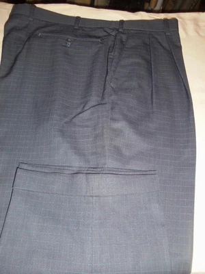 273- Zanella - Bennett LIGHT SILKY WOOL DARK GRAY PLAID PANTS - 40 X 33 - Image 1 of 3