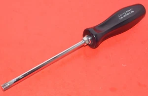 Snap-On T45 Standard TORX Bit Hard PowerGrip Black Handle Screwdriver SDTX645 - Picture 1 of 7