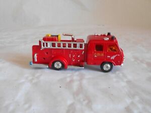 Model fire engine Tomica Dandy No 6 Nissan diesel 