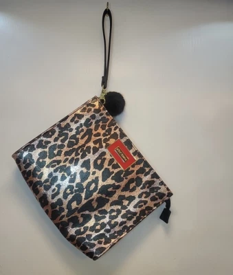 BETSEY JOHNSON CHEETAH LEOPARD PRINT COSMETICS CASE HANDBAG  WRISTLET *READ - Image 1 of 4