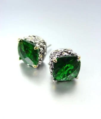 NEW Designer PETITE Silver Gold Plated Balinese Filigree Green Crystal Earrings - Image 1 of 2