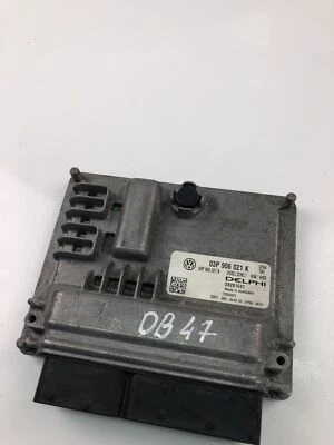 Centralina motore SKODA FABIA II 542 03P906021K ECU 2012 27179463 - Immagine 1 di 4