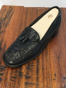 Stuart Weitzman Loafers Stacked Block Heel Embossed Leather Tassel Black Size 8B - Picture 1 of 12