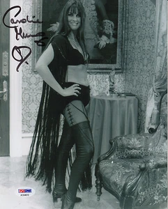 CAROLINE MUNRO AS "LAURA" SIGNED SEXY "DRACULA A.D. 1972" PHOTO PSA - Picture 1 of 2