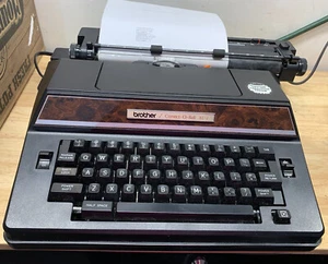Vintage Brother Correct XL-Portable Typewriter W/Case  - Picture 1 of 7