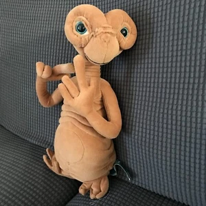 ET Extra Terrestrial Movie TV Toys R Us Exclusive 12” Poseable Plush Doll Figure - Picture 1 of 10