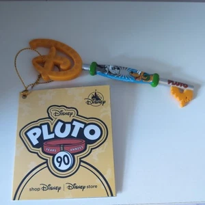 Disney Store Pluto 90th Anniversary Imagination Opening Ceremony Key - Picture 1 of 2