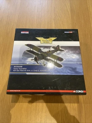 Brazo de aire de flota Corgi Fairey Swordfish 825 Sqn. Teniente comandante Esmonde VC AA36308 1:72 Foto 1 de 4