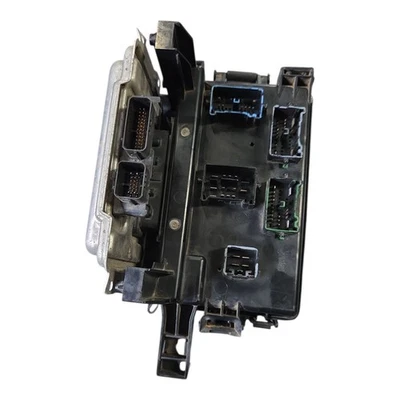 05-07 Dodge Charger 2.7L OEM módulo de alimentação totalmente integrado caixa de fusíveis TIPM e FCM - Imagem 1 de 4