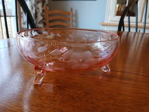 Vintage Pink Depression Glass Footed Etched Floral Candy Dish - Picture 1 of 4