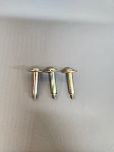 Pioneer PL-12D Plattenspieler Ersatzteil Out - Schrauben - Bild 1 von 3