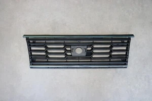 GRILLE, 84-85 SUBARU DL SDN H/BACK WG 4WD EXC TUBO - Foto 1 di 2