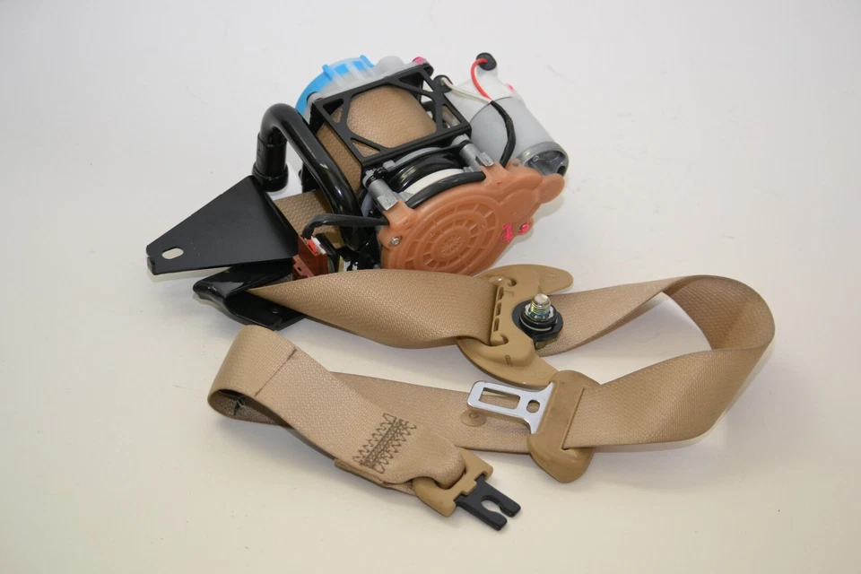 Hyundai Genesis 2015 2016 sedán delantero derecho pasajero cinturón de seguridad retractor beige Foto 1 de 1