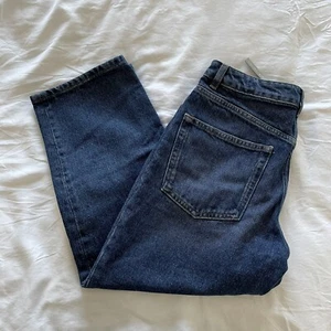 ASOS Petite High Rise Stretch Slim Straight Leg Jeans Midwash W26 L26 - New - Picture 1 of 7