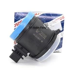 Bosch Mass Air Flow Sensor For VW Passat Touareg 3.6 03H906461A - Picture 1 of 4