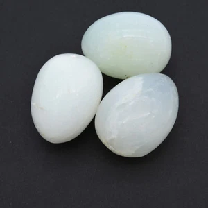 Chrysoprase 3x Tumbled Stones 25x35mm - Picture 1 of 2
