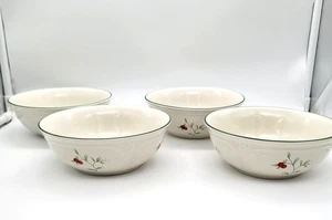 Set of 4 Pfaltzgraff Winterberry 5- 7/8" Cereal Soup Bowls MINT - Picture 1 of 4