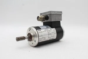 Lenze SDSGAXX047-22 3-Phase 2700 rpm Motor - Picture 1 of 5