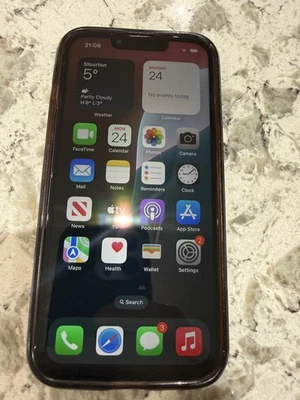 iPhone 13  128GB Unlocked 79% Battery Health. - Image 1 of 4