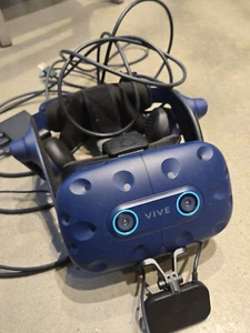 HTC VIVE PRO EYE HEADSET + LINKBOX + VRCHAT HTC FACE TRACKER - Zdjęcie 1 z 1