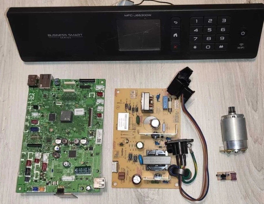 BROTHER MFC-J6530DW D004S4B11 D002W5002 B57U244-3 B57U248-2 D002ZW-001 B57U344-1 - Immagine 1 di 1