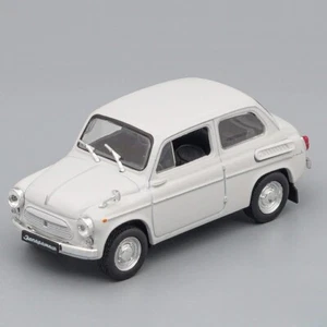Diecast Soviet car ZAZ 965 A Zaporozhets ЗАЗ 965A Горбатый DeAGOSTINI 1/43 Scale - Picture 1 of 4
