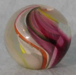 Mármol hecho a mano contemporáneo Andy Davis, 1 13/16" de diámetro, #9159C - Imagen 1 de 10