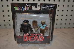 2013 Diamond Select MiniMates The Walking Dead Riot Gear Rick & Guard Zombie NEW - Picture 1 of 4
