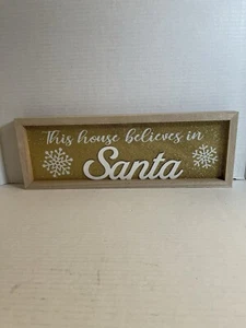 This House Believes In Santa & Merry Christmas Deko Holzschilder - Bild 1 von 3