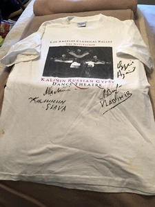 Autogrammiertes Kalinin russisches Zigeuner-Tanztheater Nussknacker-Shirt - Bild 1 von 13