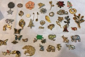 Vintage jewelry lot, brooches - Picture 1 of 12