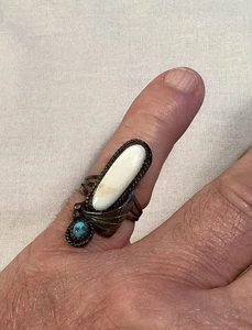 Vintage Indianer Sterlingsilber Navajo länglicher MOP Türkis RING Größe 8 - Bild 1 von 5