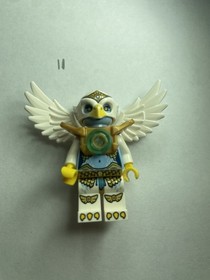 Lego Minifig Chima Ewar 70012 Eagle Bird Mask Armor Feather Wing