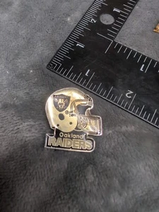 Vintage Oakland Raiders Helmet Logo Pin Limited Edition I Hate Al Davis Club - Picture 1 of 4