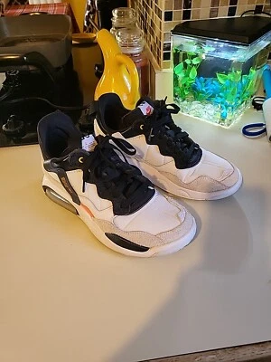 Tenis de baloncesto Nike para hombre Air Jordan MA2 CV8122-101 blancos talla 9,5 envío gratuito Foto 1 de 4