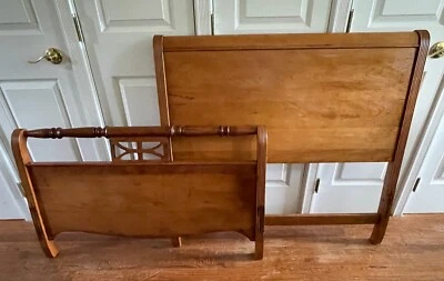 Raro Heywood Wakefield Old Colony Maple Twin Headboard Footboard final dos anos 1930/1940 - Imagem 1 de 4