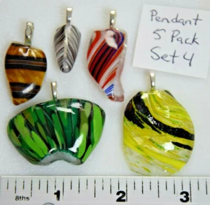 s4 Hecho en EE. UU. Colgantes de Vidrio Fundido Paquete de 5 + 5 piezas Collar de Cuero Suave de 18" - Imagen 1 de 4
